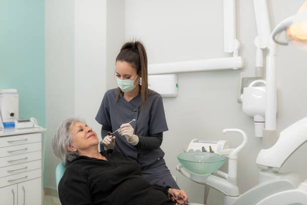 Best Broken or Cracked Tooth Emergency Dentist in North New Hyde Park, NY